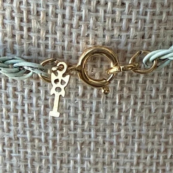 VIntage Crown Trifari White Metal Choker Necklace - Picture 5 of 5